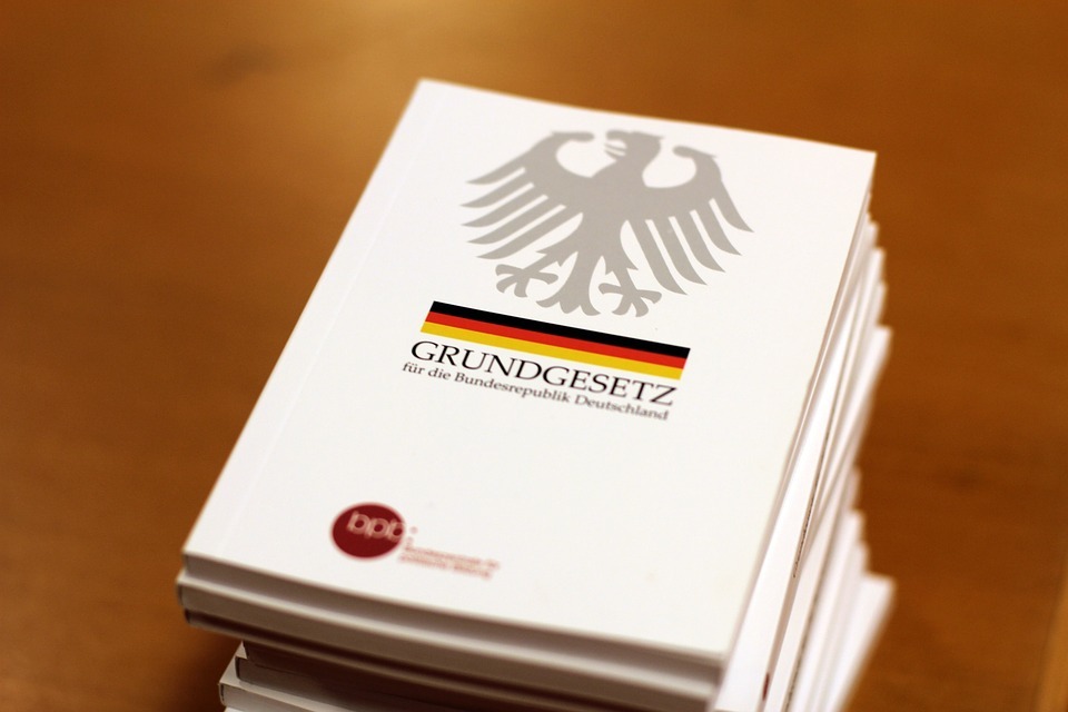Würde