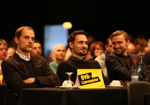 Waren zumindest kurzfristig auch vor Ort: Trainer Tuchel und der Mannschaftsrat