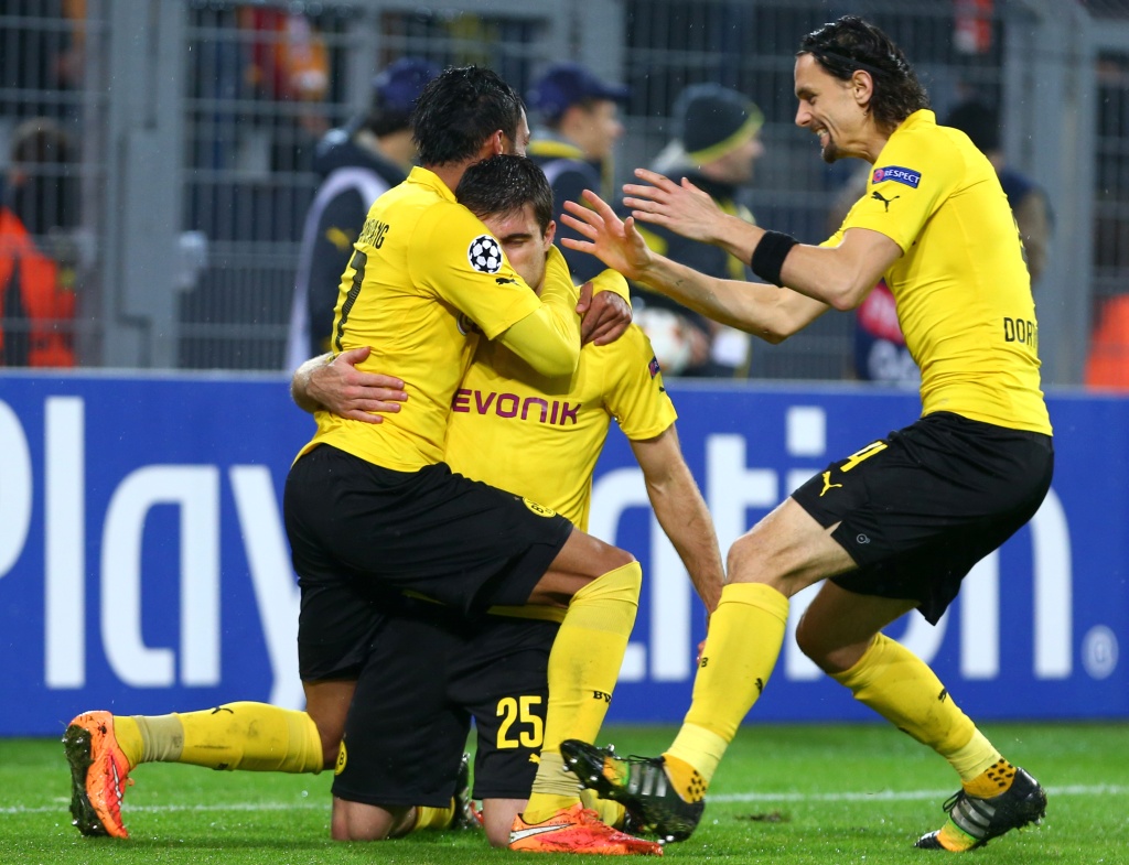 BVB playing themselves