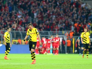 Hängende Köpfe nach dem Hinspiel