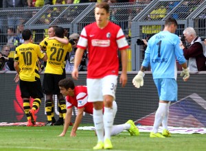 Dortmund scoring against Freiburg Dortmund scoring against Freiburg