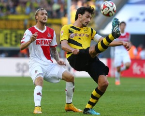 Katastrophale Pässe im Spielaufbau und kommt beim 0:1 nicht in den Zweikampf (5)
