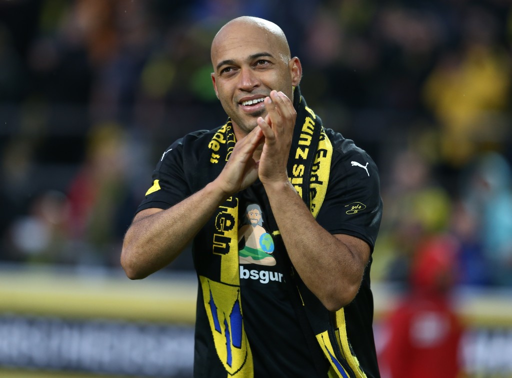 Allez Dede und Obrigado