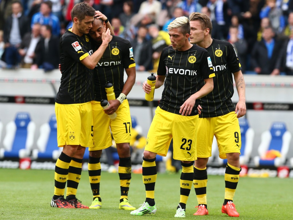 Fußball auf dem Dorfe: Wenn Rammstein auf Klatschpappen trifft