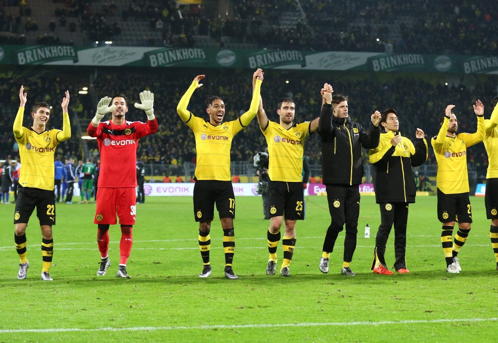 Dortmund gegen Ingolstadt - Regenschlacht und Fernsehbilder