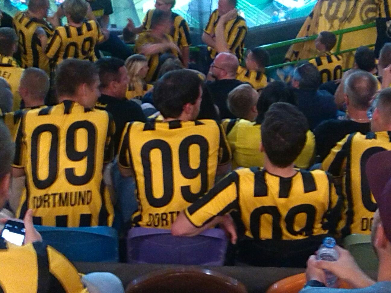 Wie uns die portugiesischen Ordner das Spiel retteten