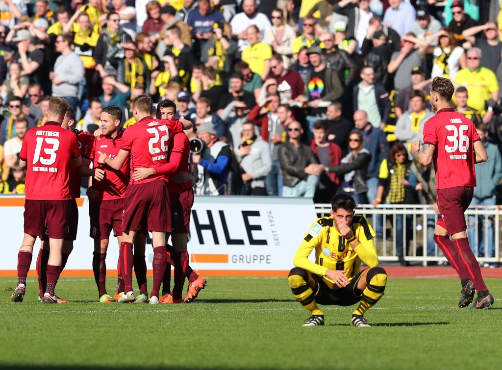 Kacktor besiegelt Niederlage im Spitzenspiel