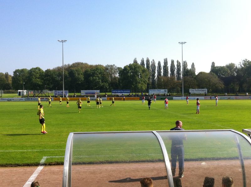 Start der Youth League im Emscherstadion zu Holzwickede