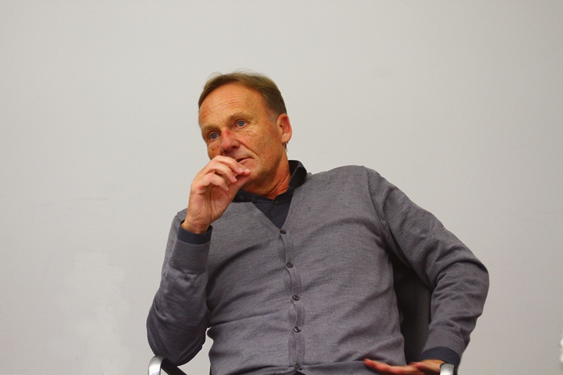 Aki Watzke im Gespräch