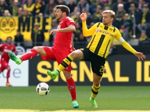 Milos Jojic gegen Marcel Schmelzer