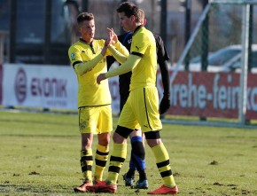 Torschützen unter sich Durm (l.) erzielte das 1:0, Bajner das 2:1