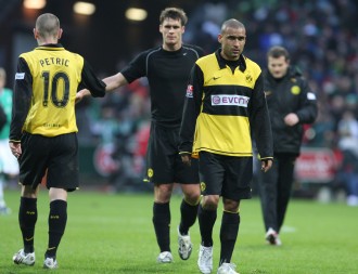 Delron Buckley looks disapointed after the match against Bremen