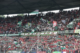 Nur ein mäßiger Auftritt nach Rückkehr ins Stadion