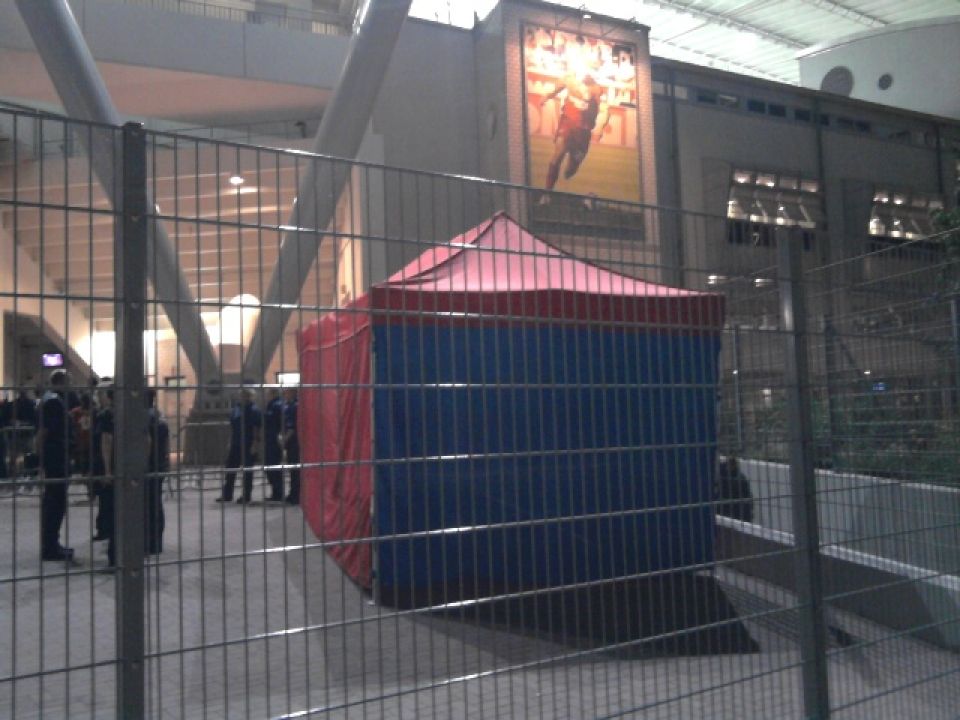 Zelt in Leverkusen © Foto: sge4ever.de